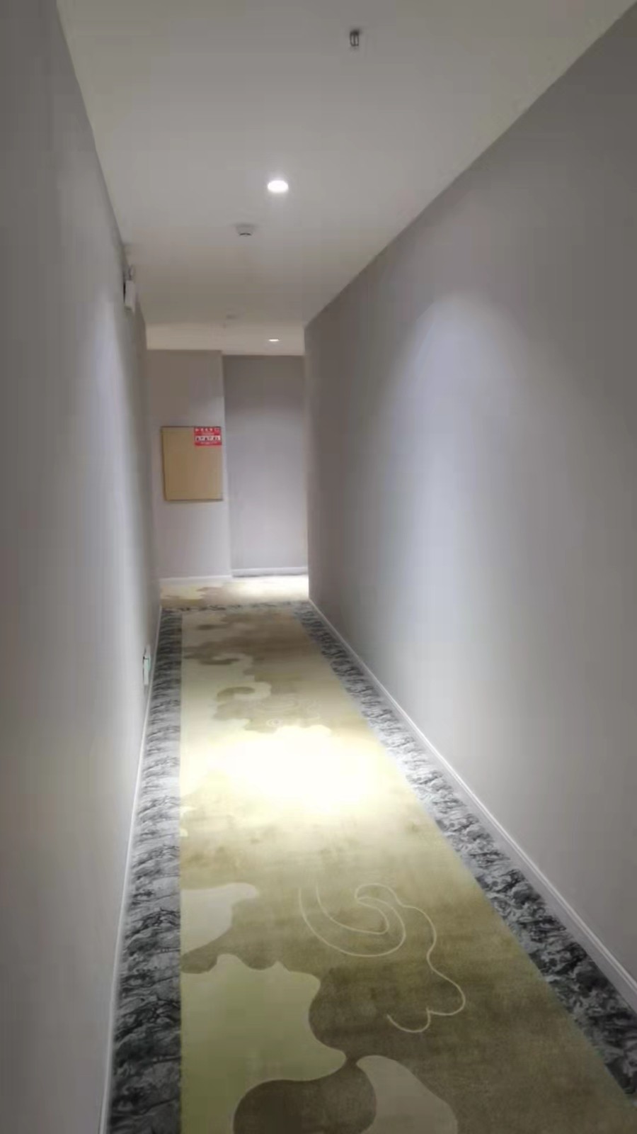 茅台医院旁边大型酒店经营中转让 