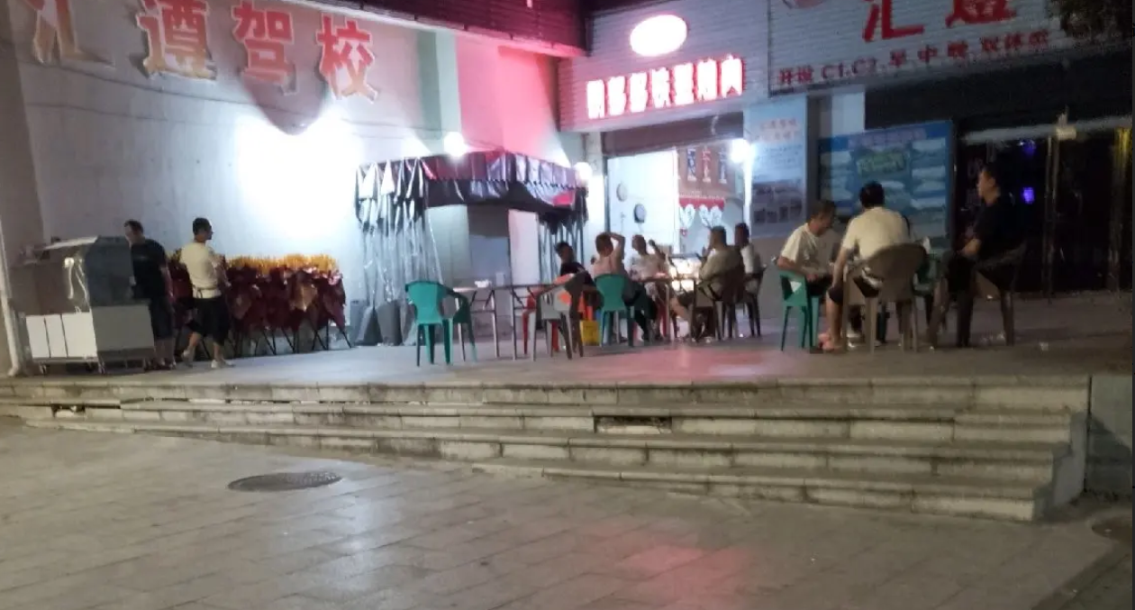 (转让)店铺正常营业中因个人身体原因转租或转让