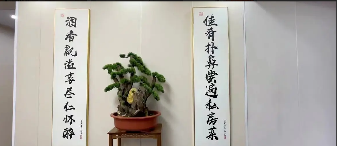 (转让)有6个包间，-个单独茶室，全部装修好的，设备设施齐全