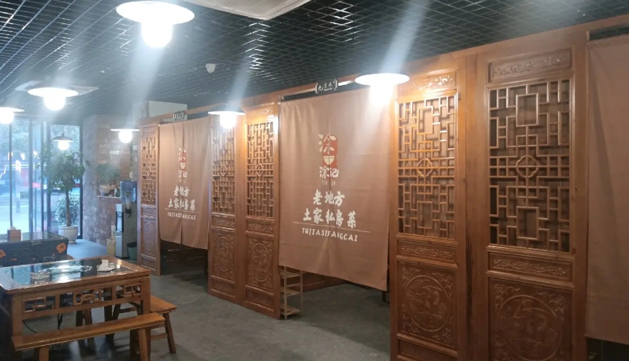 (转让)桐都大道，停车方便,临街店面