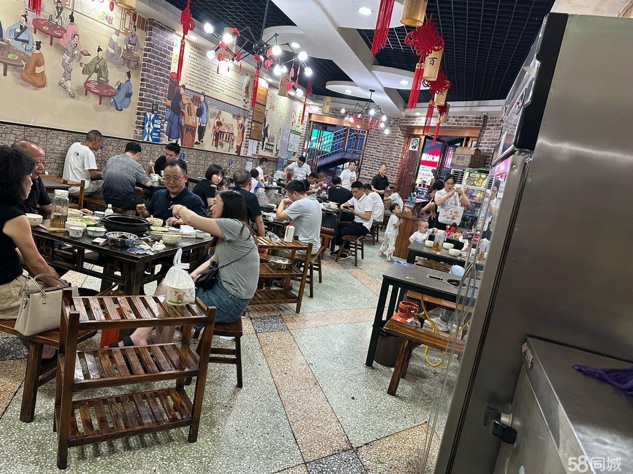 (转让)环境卫生良好，所有设备齐全，接手可经营
