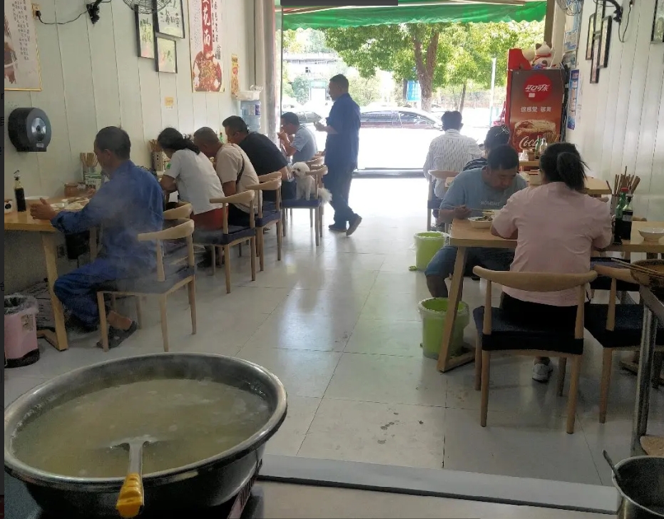 (转让)东欣彩虹城河边应高羊肉粉隔壁转让