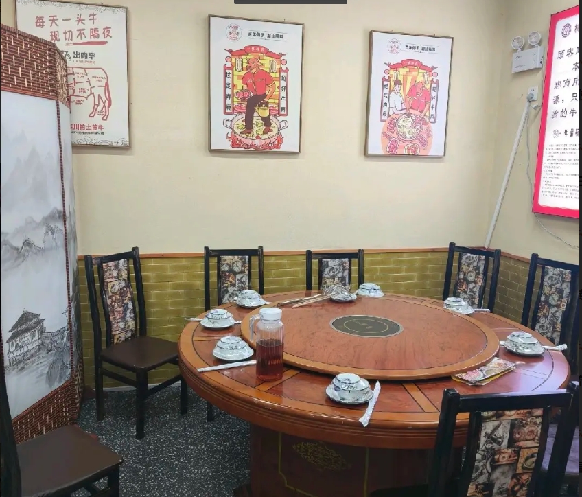 (转让)因出国深造，汇川区御景华庭临街旺铺转让
