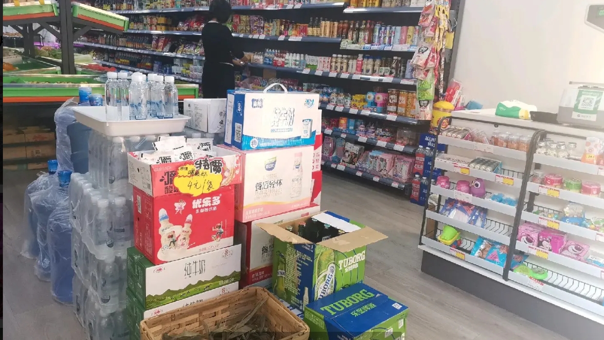 (转让)整体转让价格便宜一天营业额3000左右