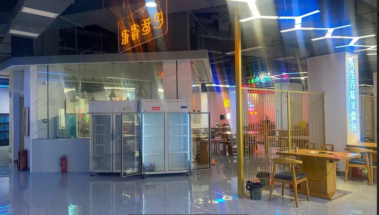 (转让)转餐厅设备齐全，接手可经营。