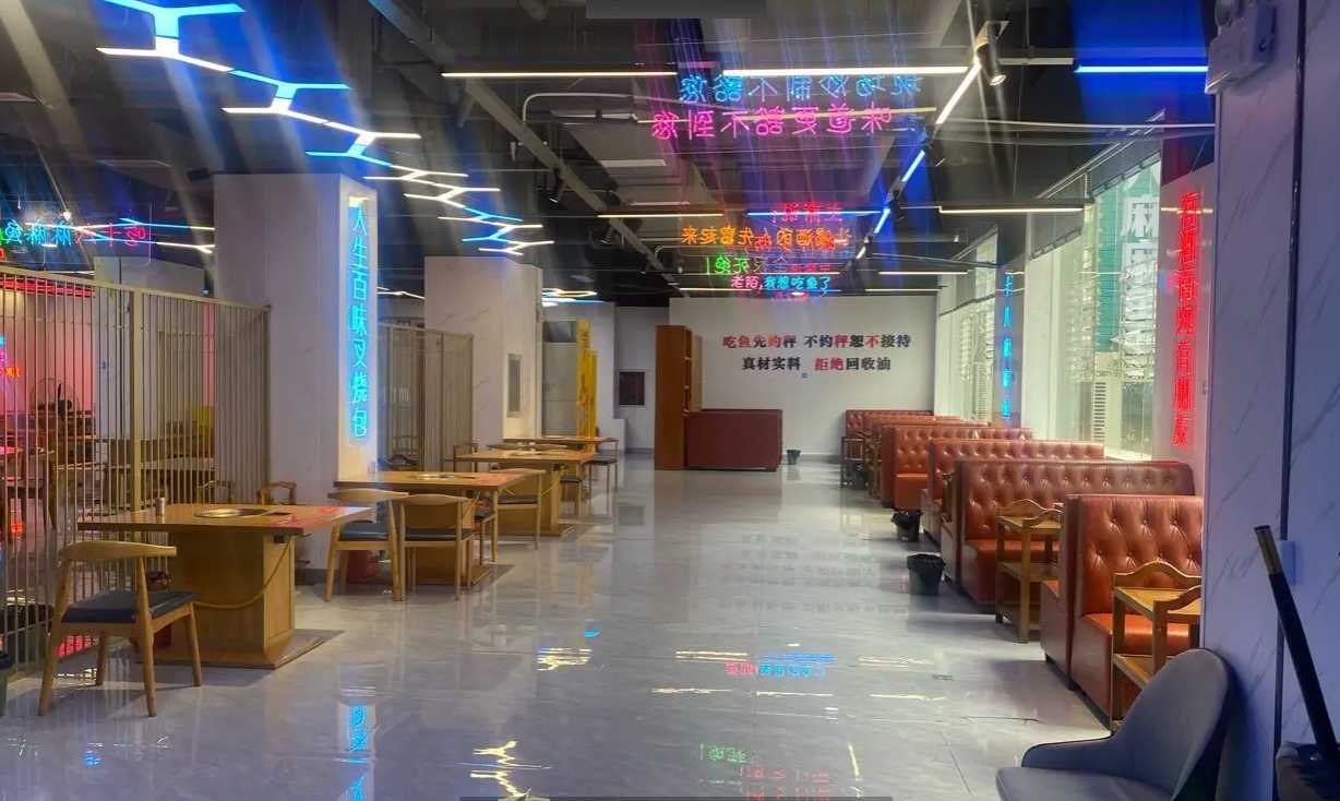 (转让)转餐厅设备齐全，接手可经营。