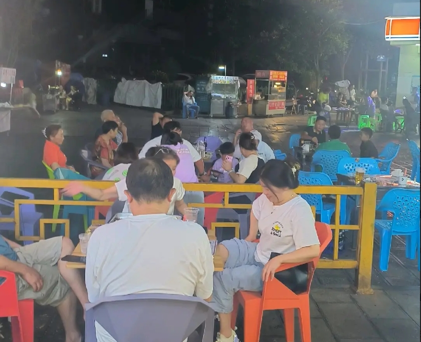 (转让)营业中旺铺转让，个人有工作调动，急转