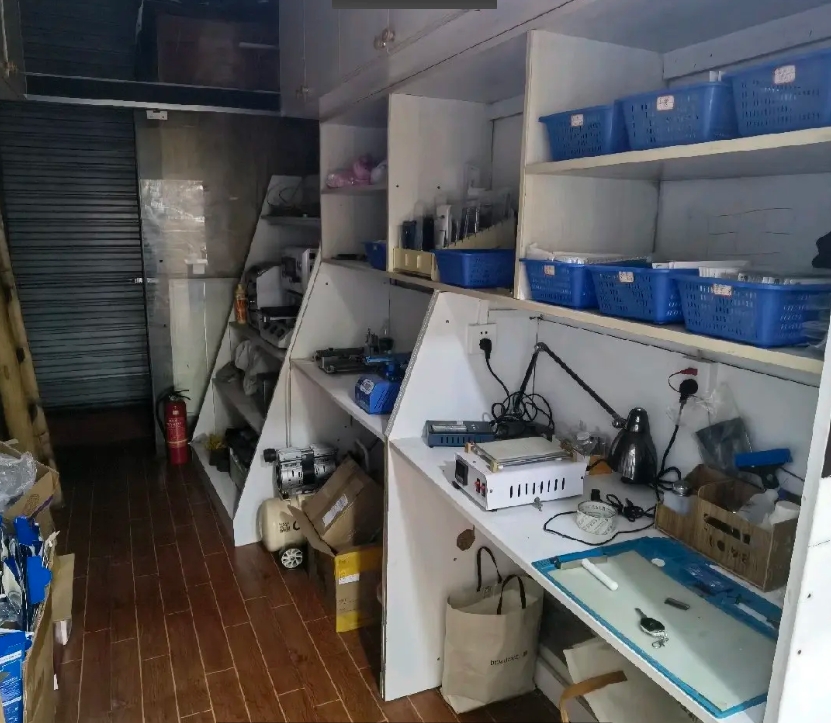 (转让)经营中手机维修店整体打包转让