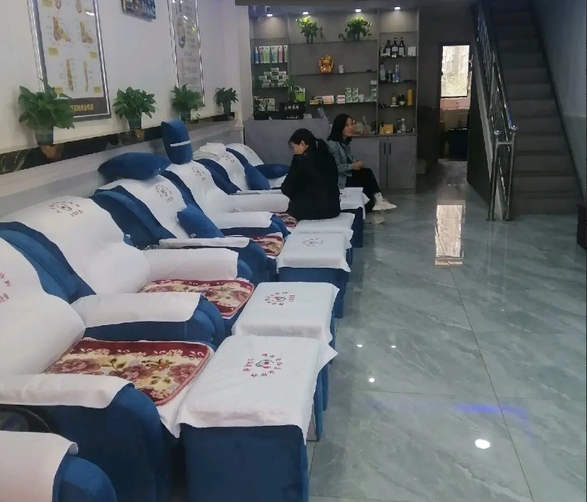 (转让)地段好，客流量大,附近大型商场，高档小区