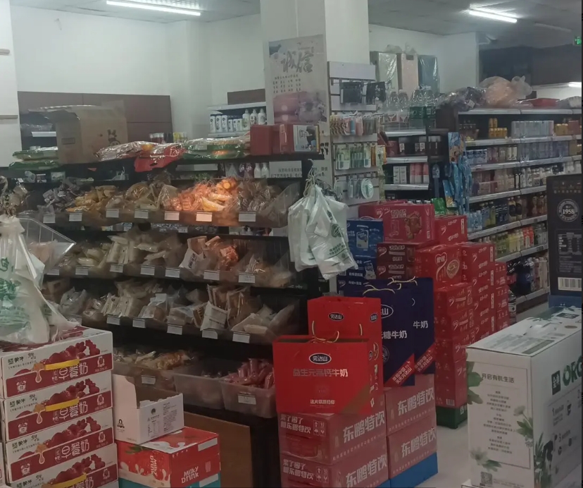 (转让)位置好人流量大因年纪大了转店