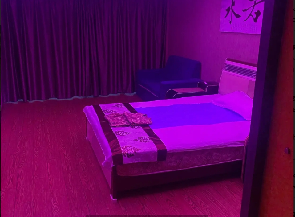 (转让)营业中转让，包含3个月房租。接手可经营