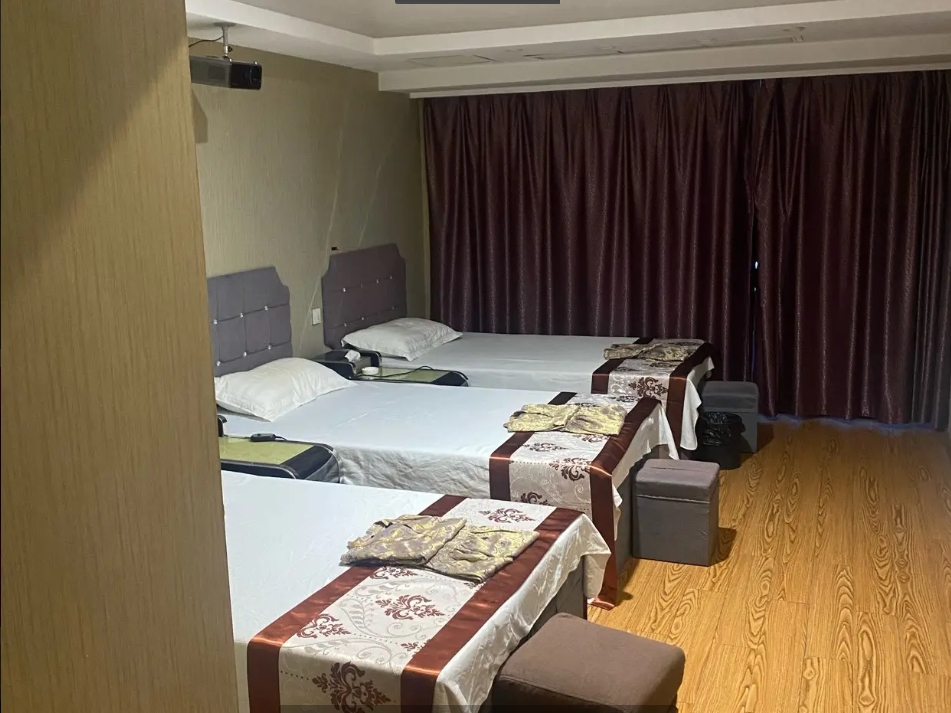 (转让)营业中转让，包含3个月房租。接手可经营