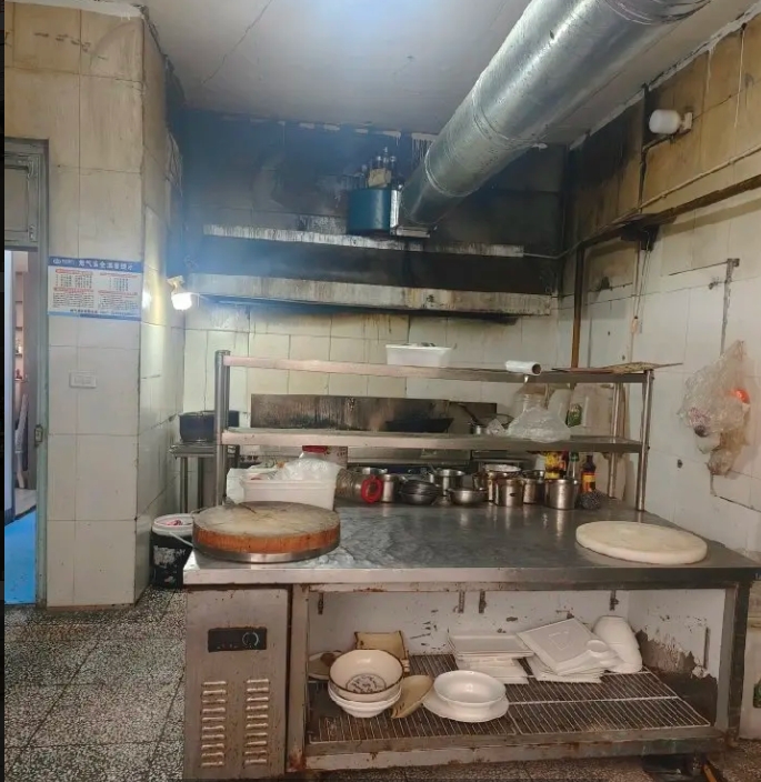 (转让)青杠园社区，设备设施齐全，特色餐饮经营选择。