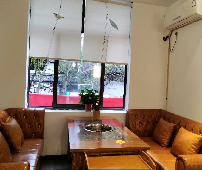 (转让)位置距离遵义会址沃尔玛，捞沙巷口正街