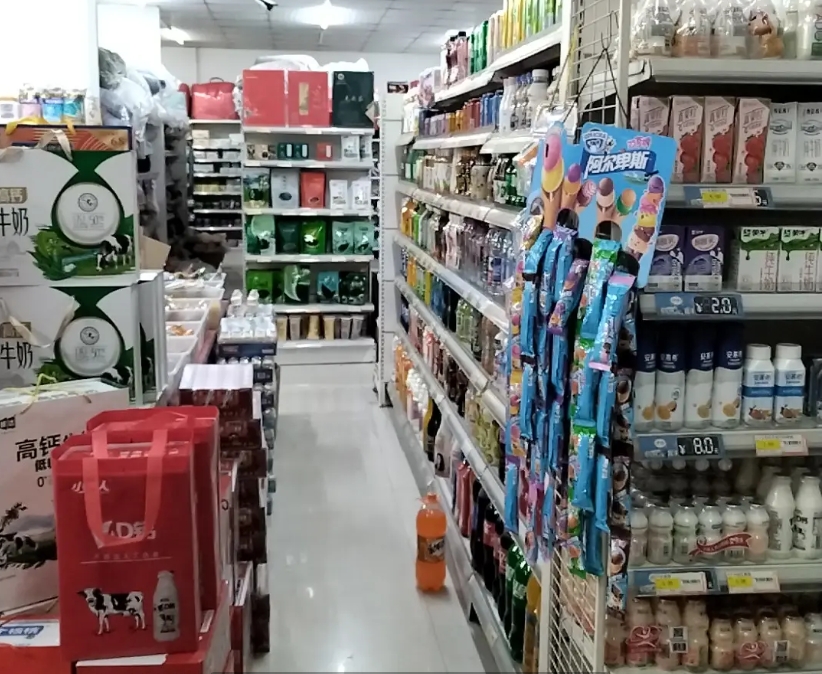 (转让)周围村庄密集交通方便客流稳定门前一大酒店