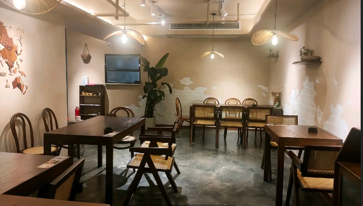 (转让)经营中店铺转让,接手即可经营， 技术也可免费教