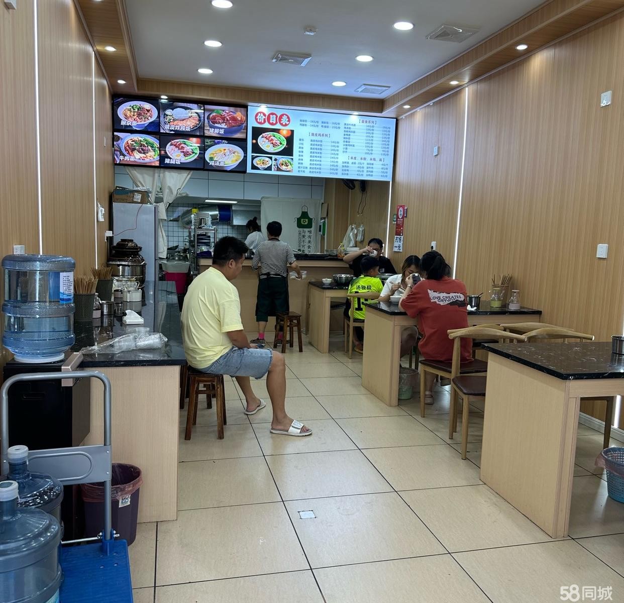 (转让)店面全新装修，位置好、人流量大