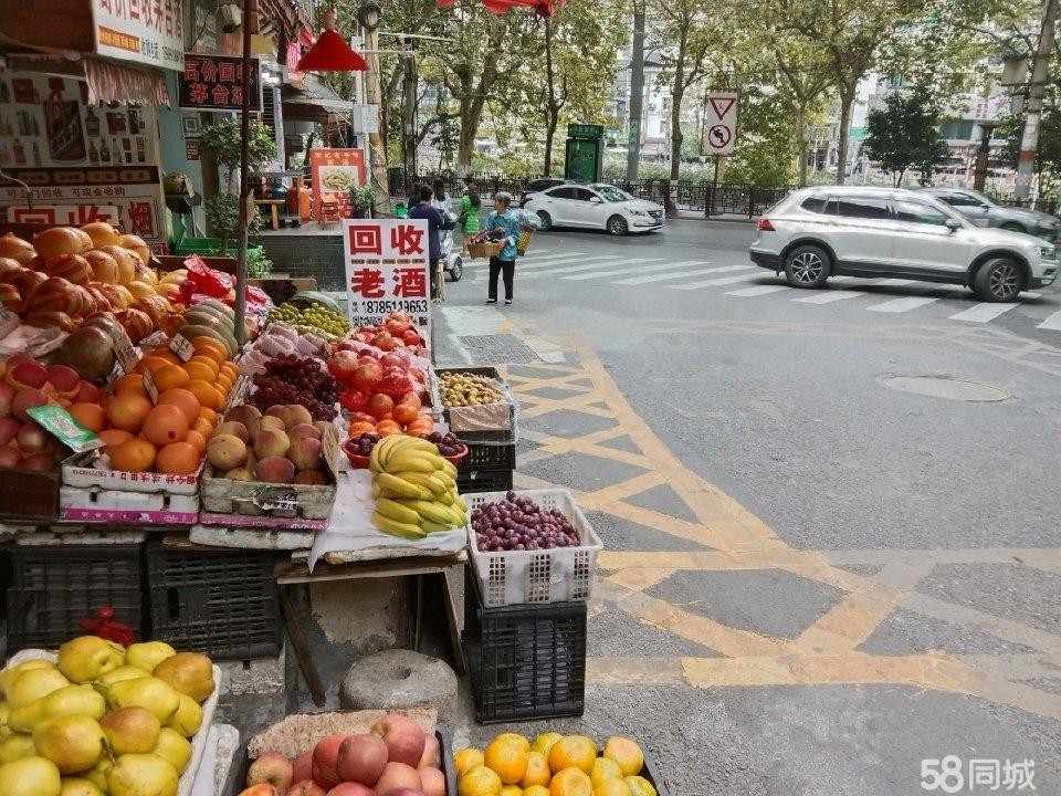 (转让)临街路口成熟社区水果店转让
