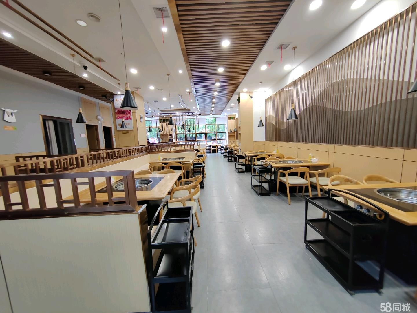 (转让) 300多平米精装修饭店转让