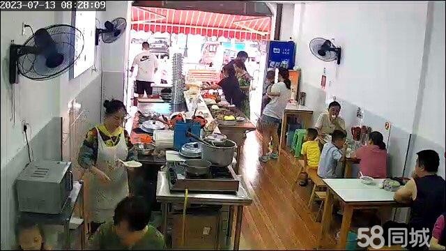 (转让)邻街旺铺。接受可经营