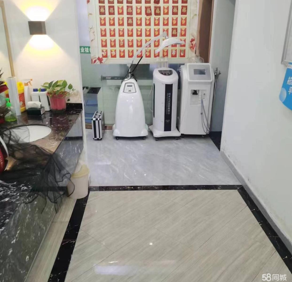 (转让)仁怀市国酒南路三号区班马线处