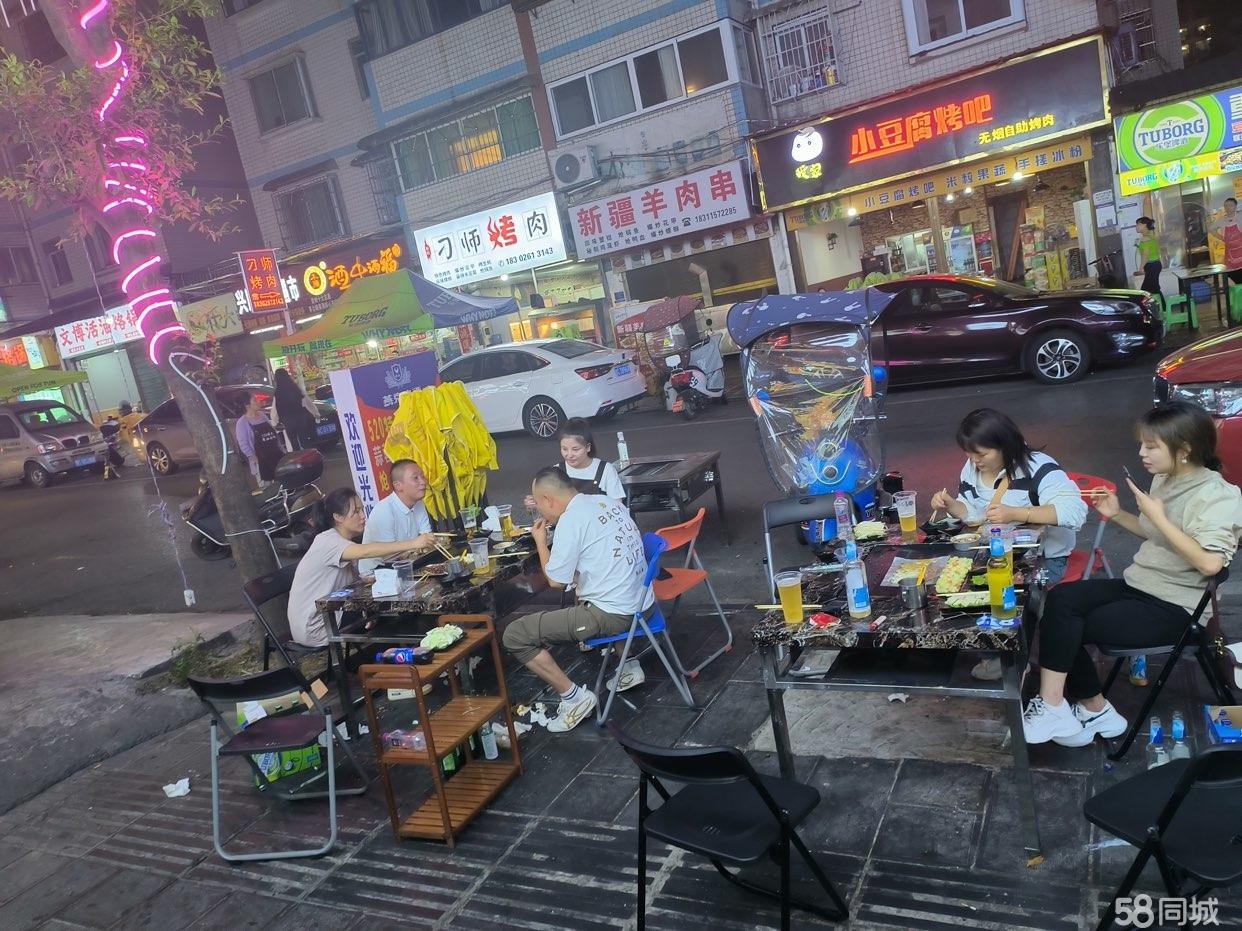 (转让)繁华地段夜市街营业铺