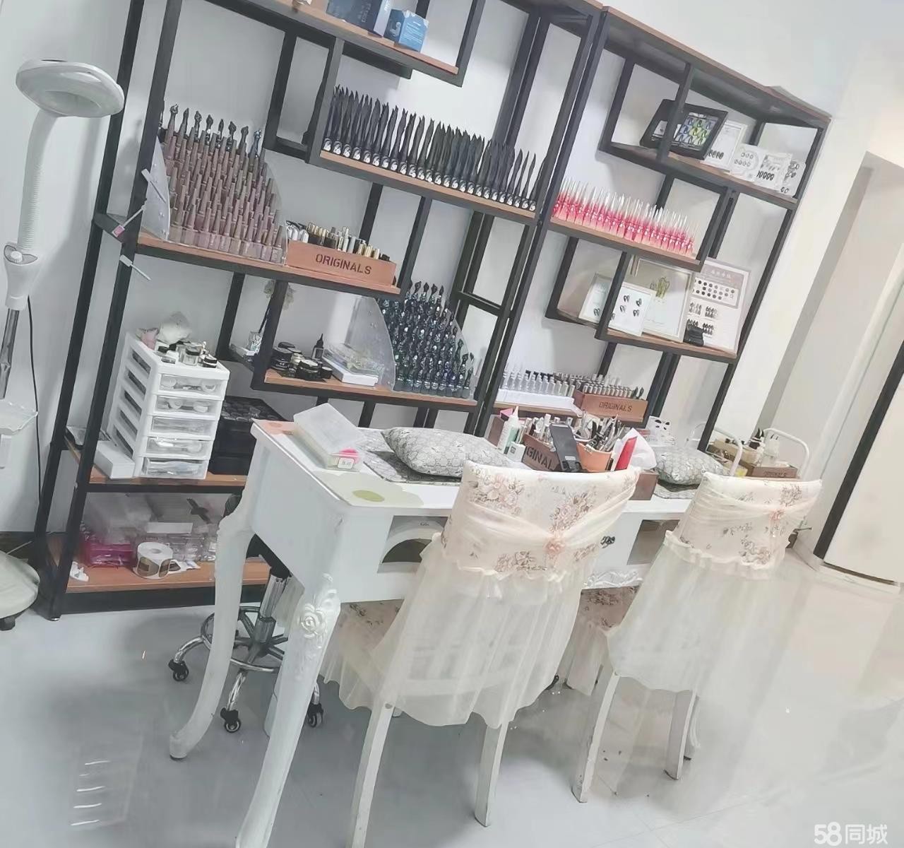 (转让) 3年老店带客源转让。
