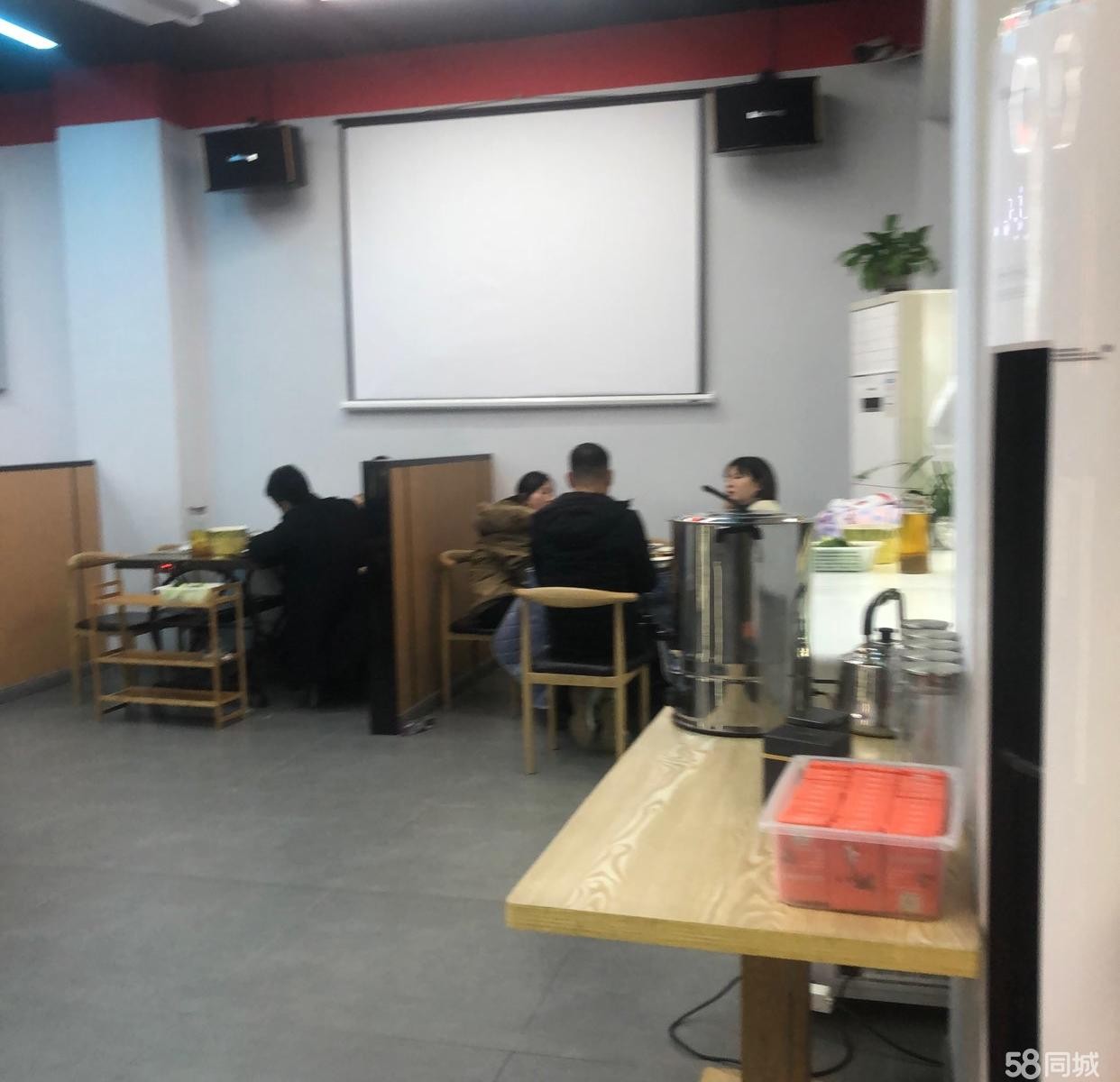 (转让)临街门面，因身体原因转让，价格面议