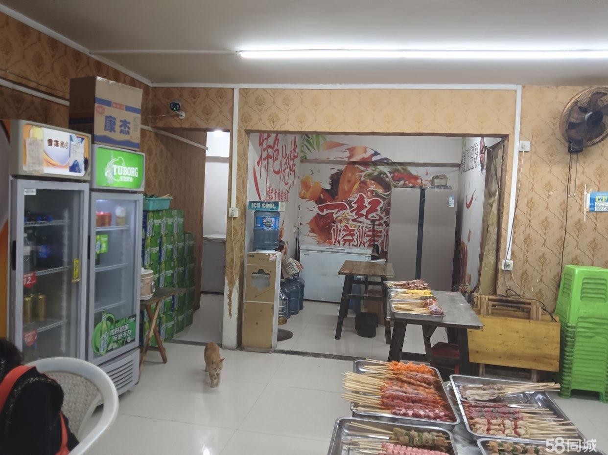 (转让)临街旺铺，小区主要出入口，人流量较大