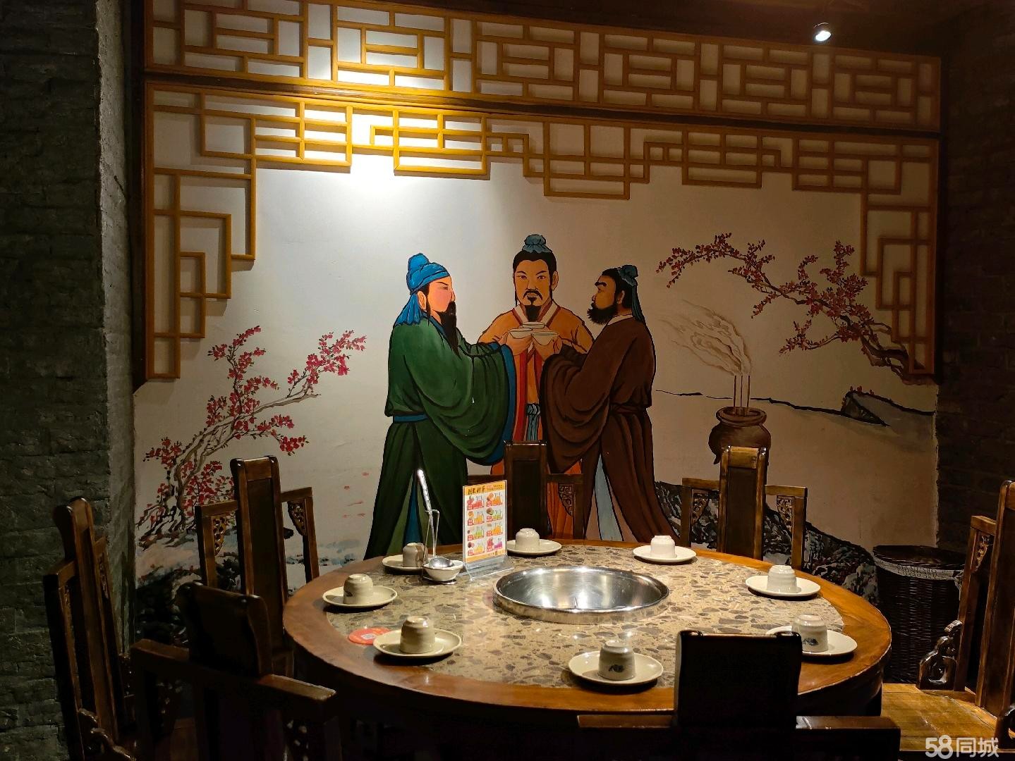 (转让)步行街铺面，背面几十栋住宅小区