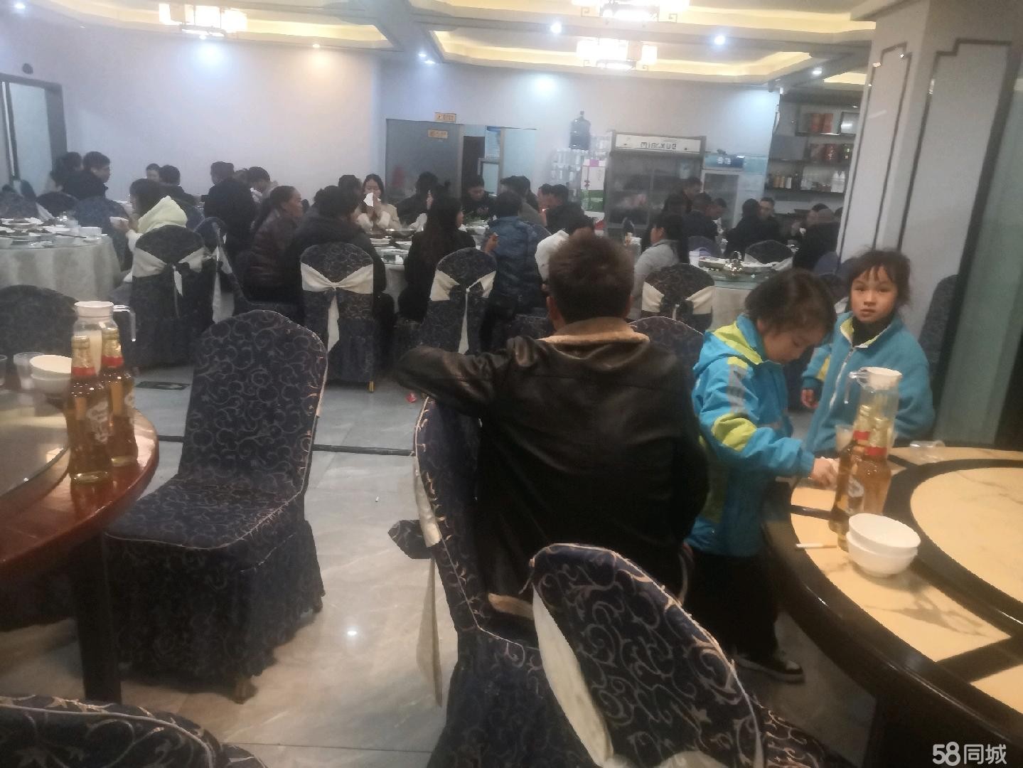 (转让)位于长沙路昆明路交叉路口。十年老店,生意稳定