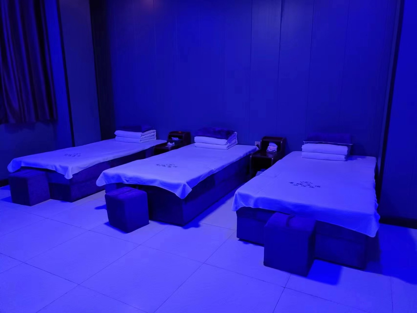 仁怀二转盘足疗店整体打包转让