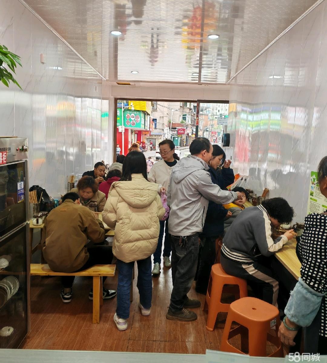 （转让）生意很好，，因没人管娃，忍痛转让