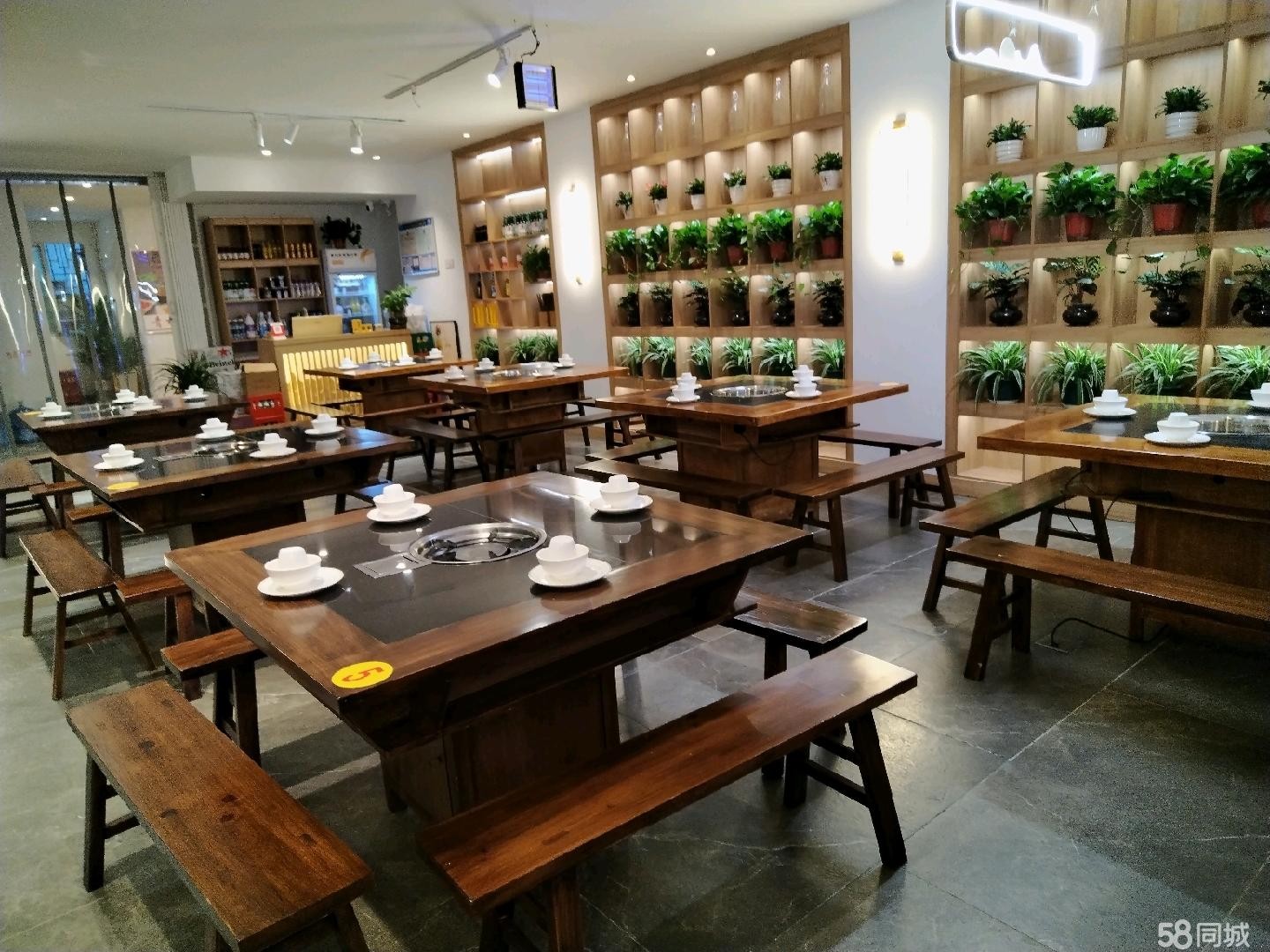 (转让)遵义会址老城商圈步行街人流量大游客多做餐饮的好地方