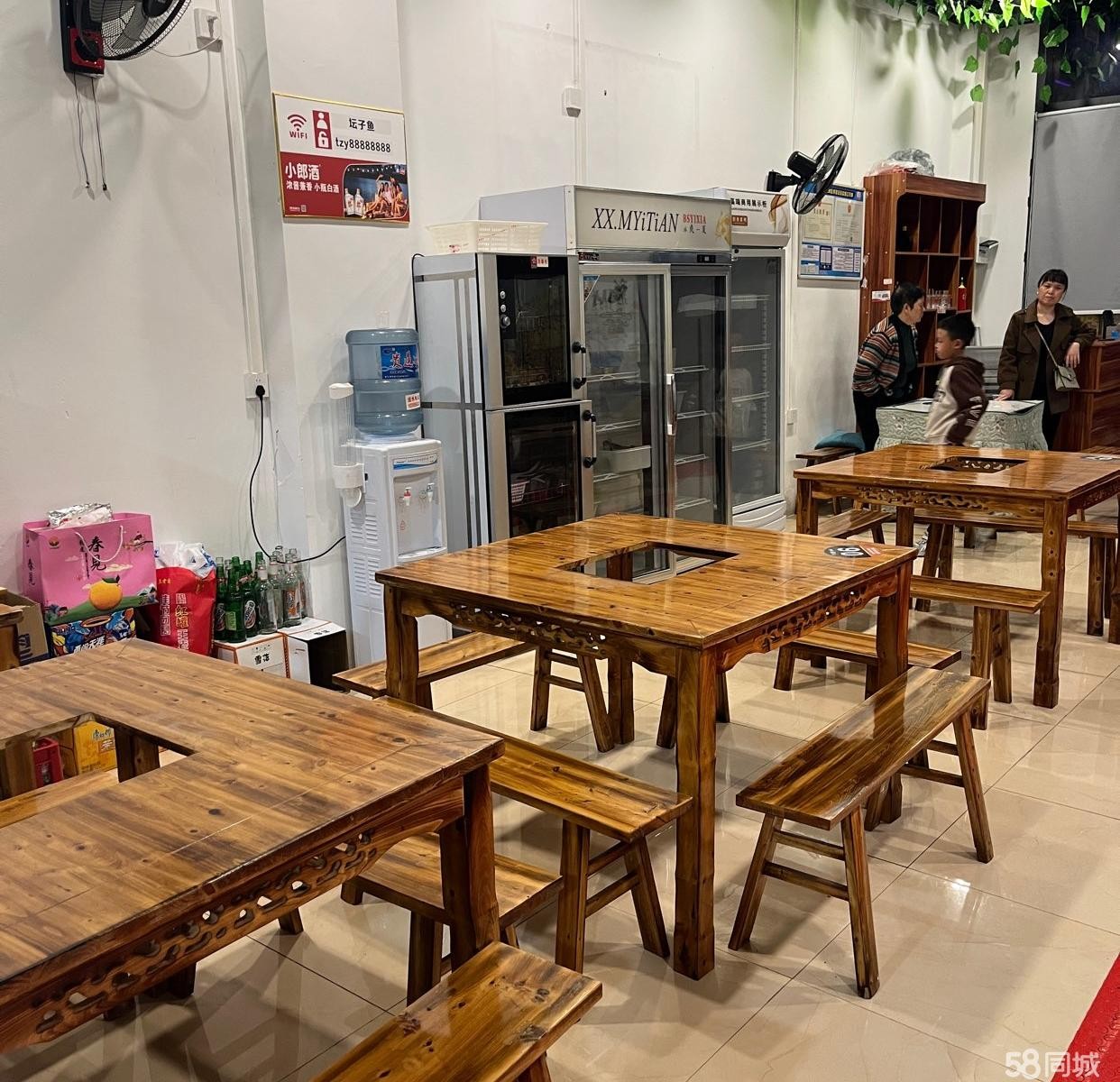 （转让）圣城华府紫郡美食街中段旺铺转让