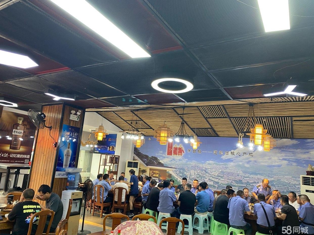(转让）桃溪河畔经营火锅，中餐，包房环境好