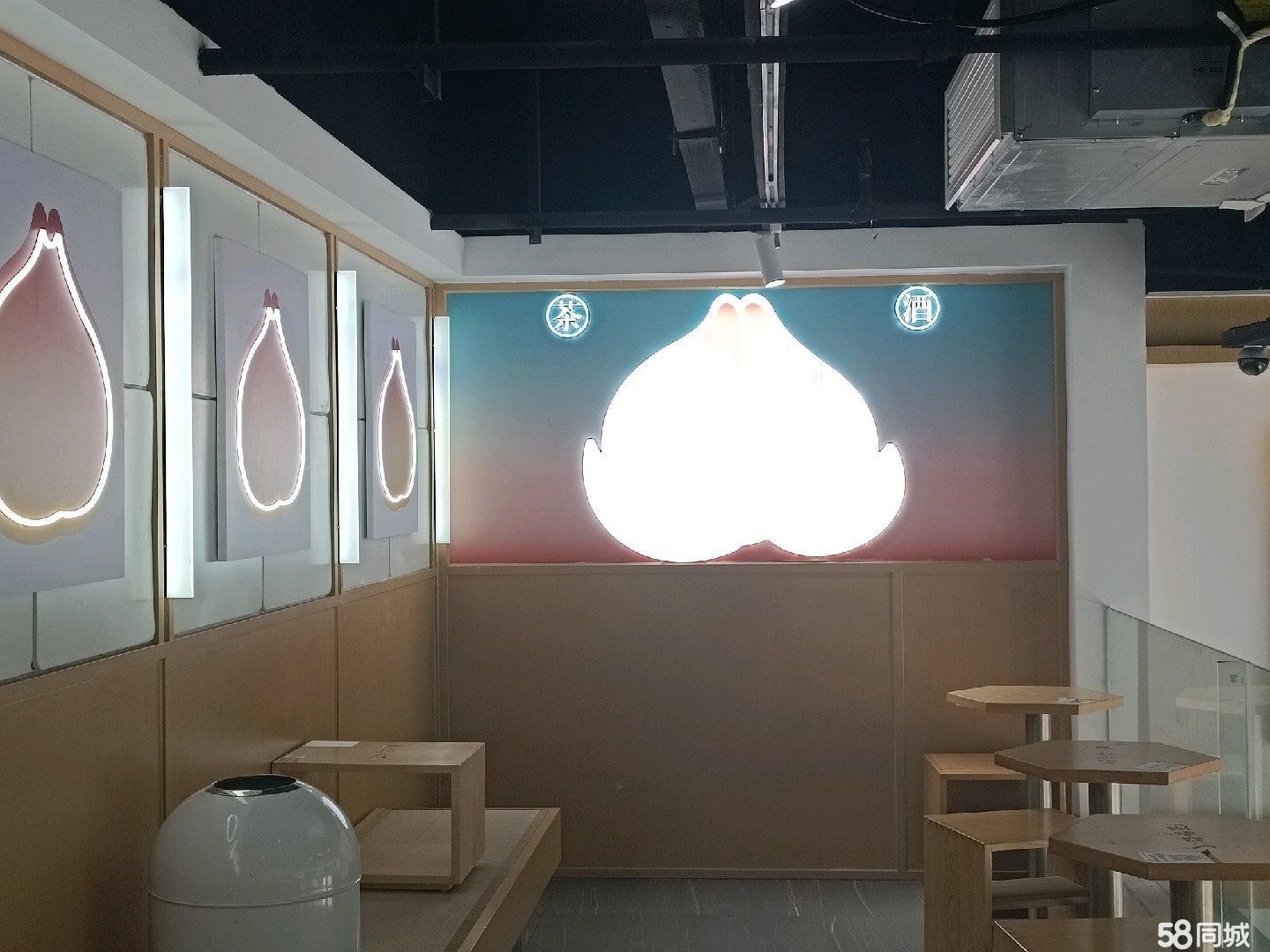 (转让）人流量大，消费力足，展示面广