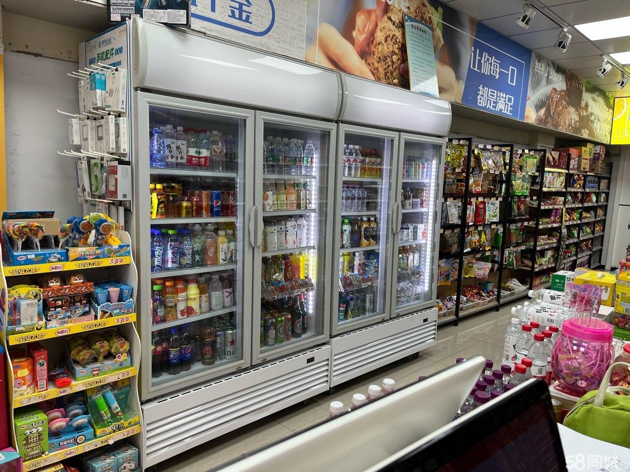 (转让)因另有发展将香港路烟酒便利店转让，烟证25档。