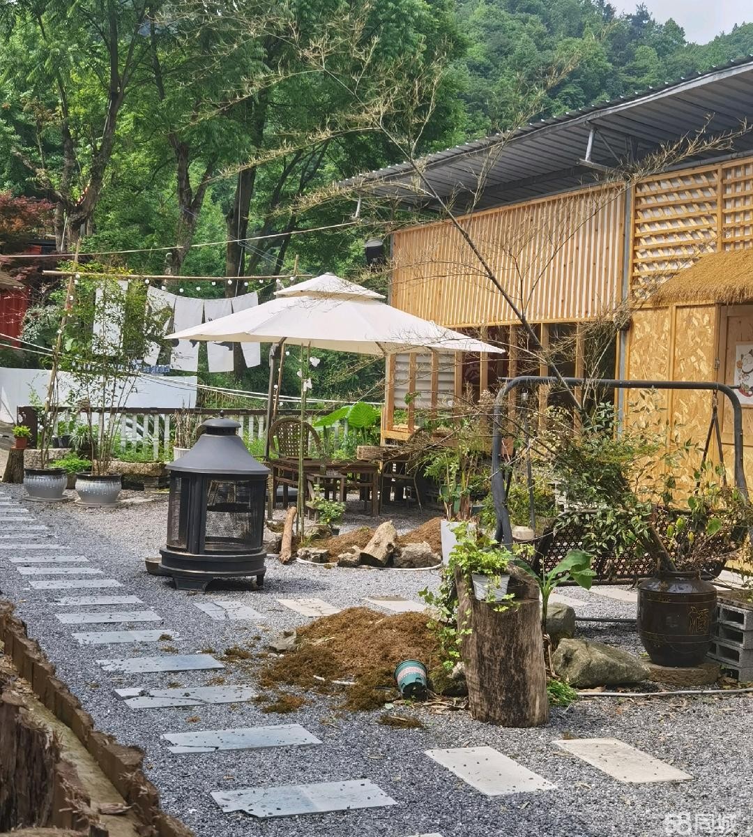 (转让)湄潭的一家民宿农家乐，可烧烤住宿麻将带有泳池儿童游乐区，