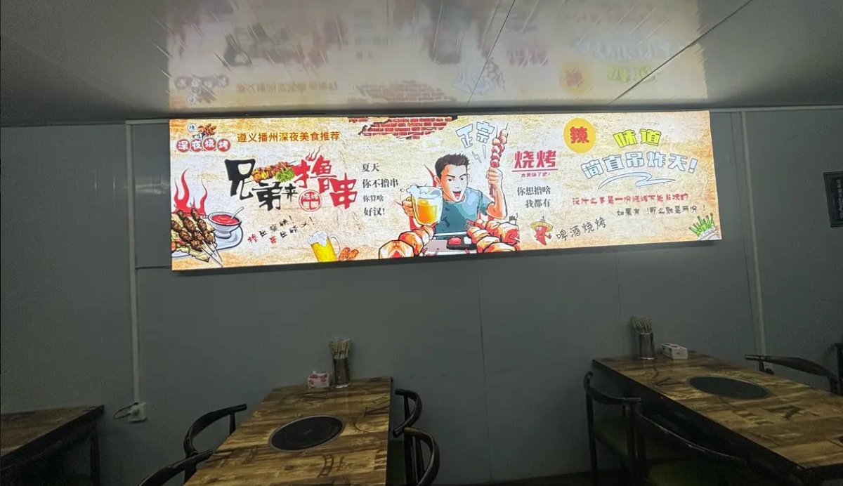 (转让)临街门面，停车非常的方便，老顾客很多