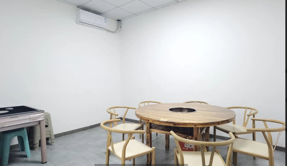 (转让)餐饮一条街，街边店，人流量大