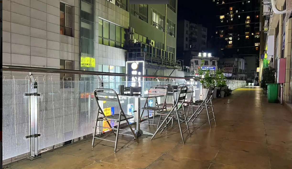 (转让)该店适合做餐饮，酒吧