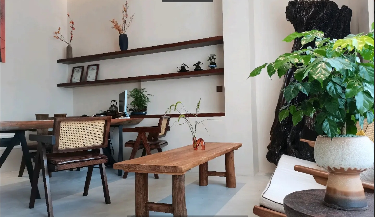 (转让)一层门面，现在是装饰设计公司