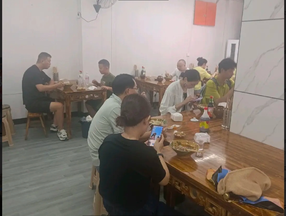 (转让)丁字口中心广场商圈人流人气爆满