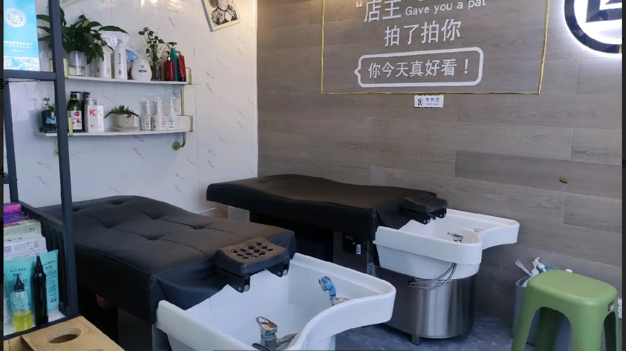 (转让)新蒲入住率的小区门口