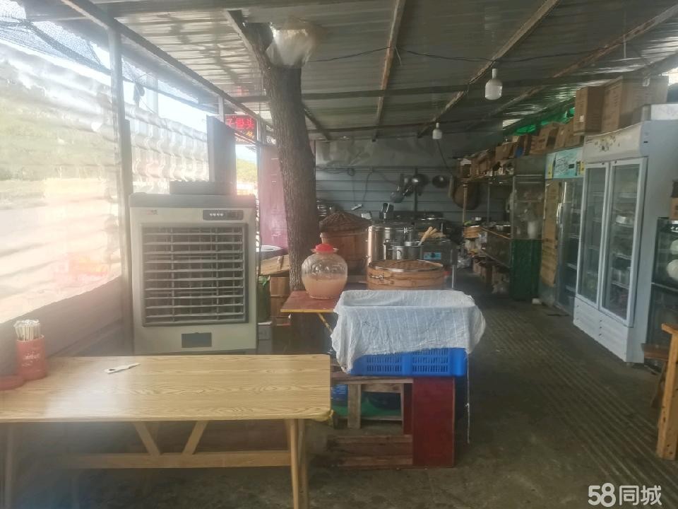 (转让)大工地餐饮转让,已接通水电火,十分方便无需交房租