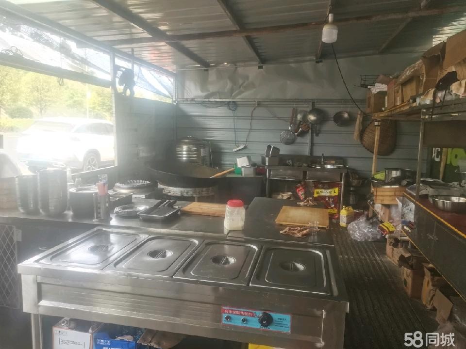 (转让)大工地餐饮转让,已接通水电火,十分方便无需交房租
