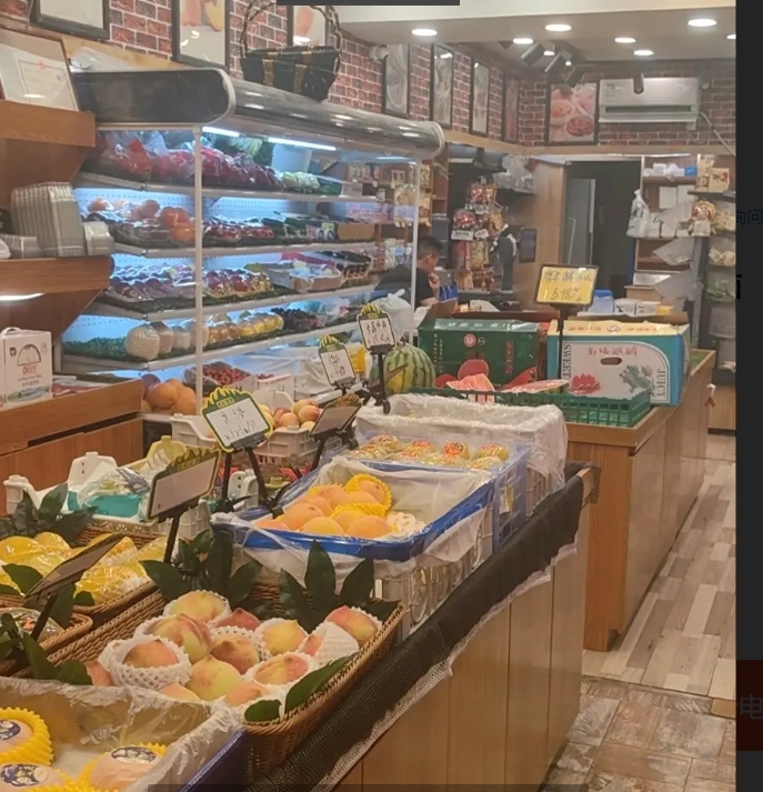(转让)本店经营水果零食类，客流量大，位置优。诚心者联系