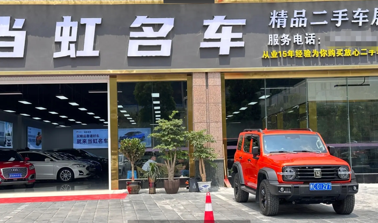 (转让)共青大道邻街门面出租，价格面议