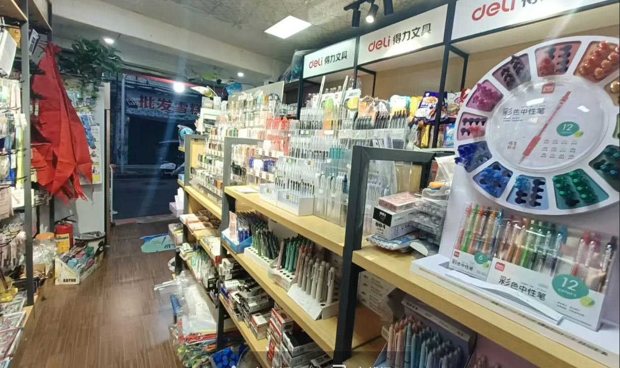(转让)学校门口文具店转让，固定人流量